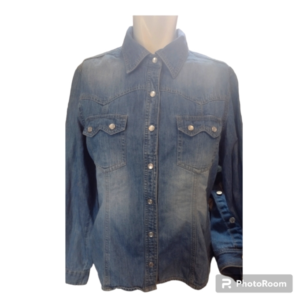 Denim shirt